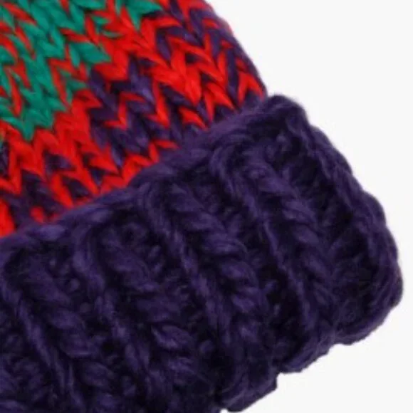 Tide Stripe Pompom Beanie, OS, NWT - Picture 2 of 2